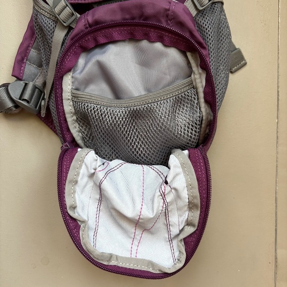 Camelbak Aurora Hydration Pack Women’s Purple Majesty - Picture 4 of 9
